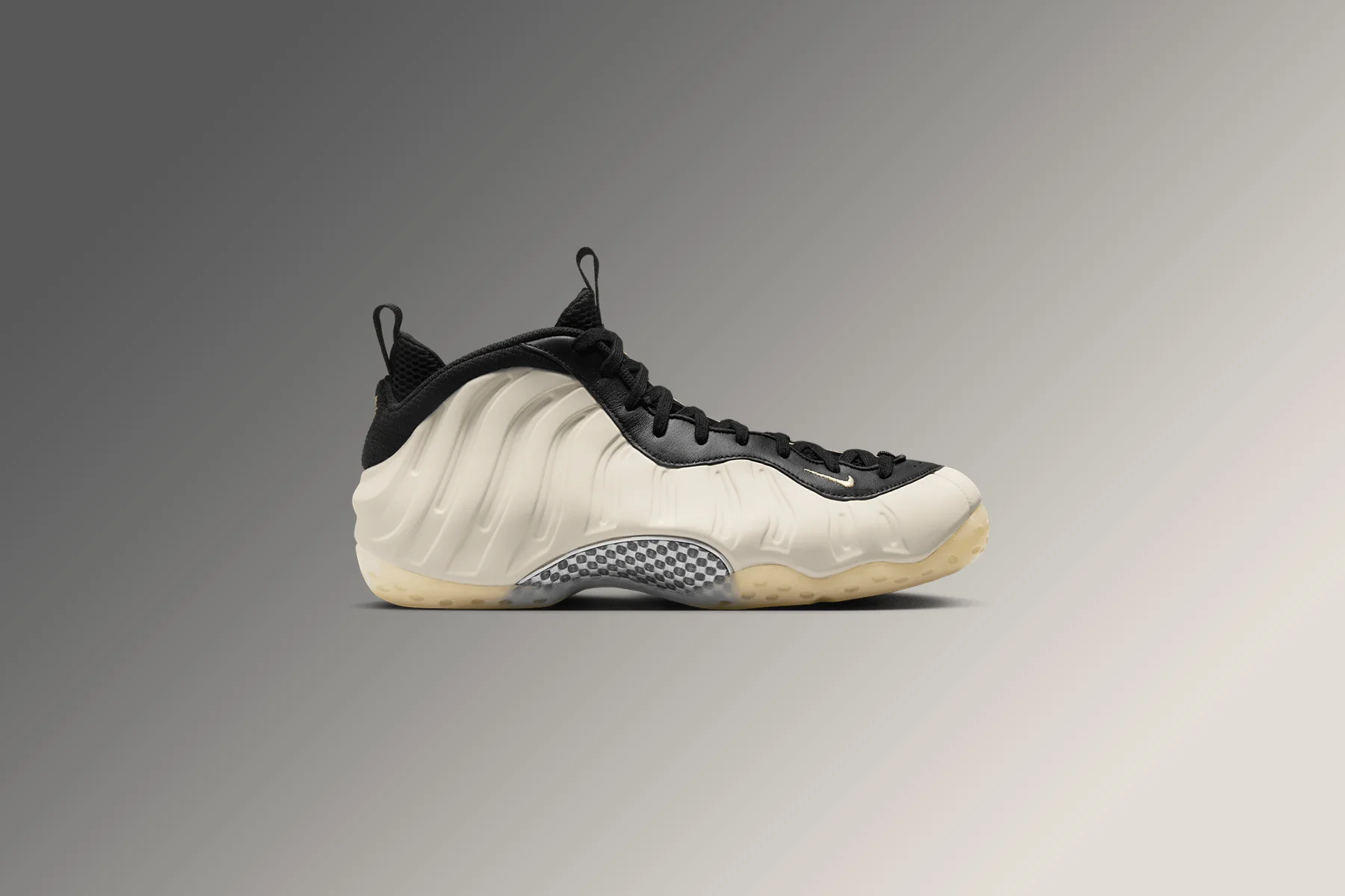 Air Foamposite One - Black/Team Gold/Light Orewood Brown - Image 5