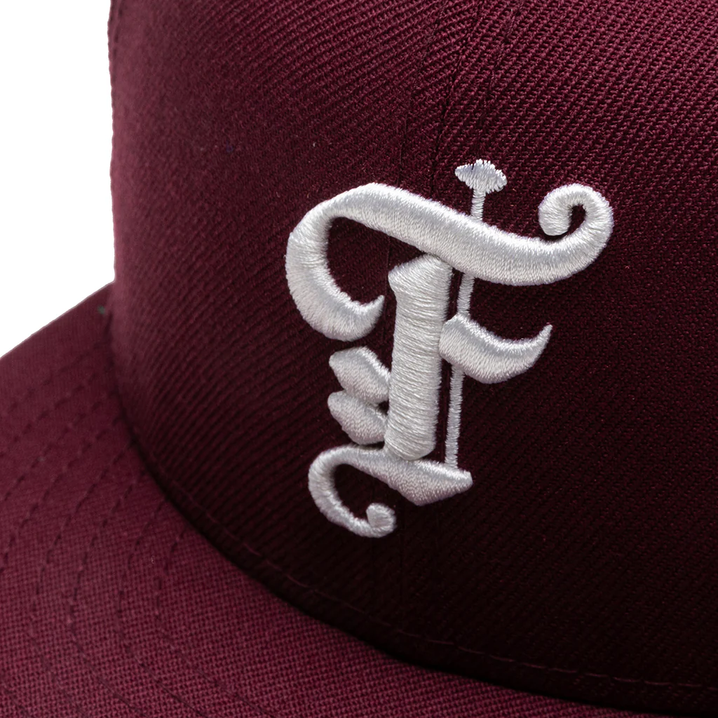 Feature x New Era Plaza Chapter Fitted Cap - Maroon - Image 2