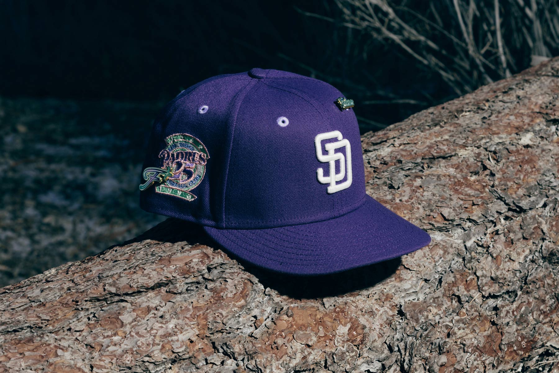 Feature x New Era Northern Lights 59FIFTY Fitted - San Diego Padres - Image 8
