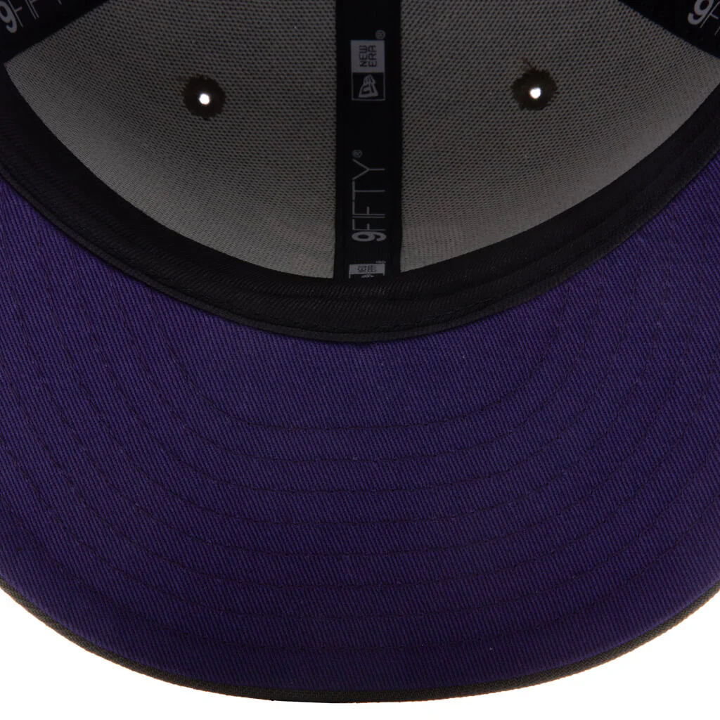 Feature x New Era Old English Scottsdale Snapback - Olive/Purple - Image 7