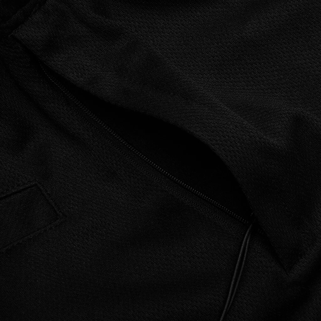 Catch Shorts - Black - Image 4