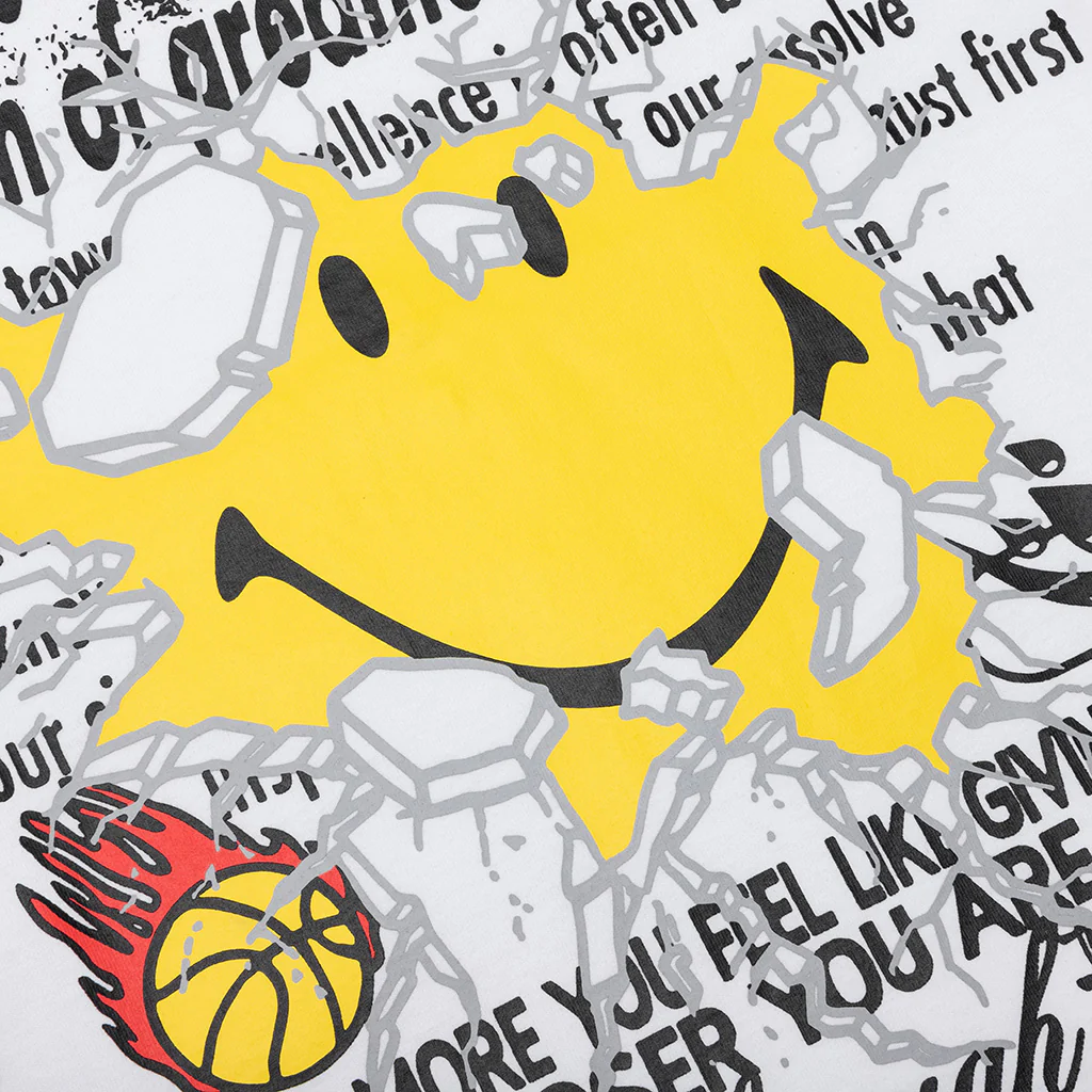 Smiley Greatness T-Shirt - White - Image 5