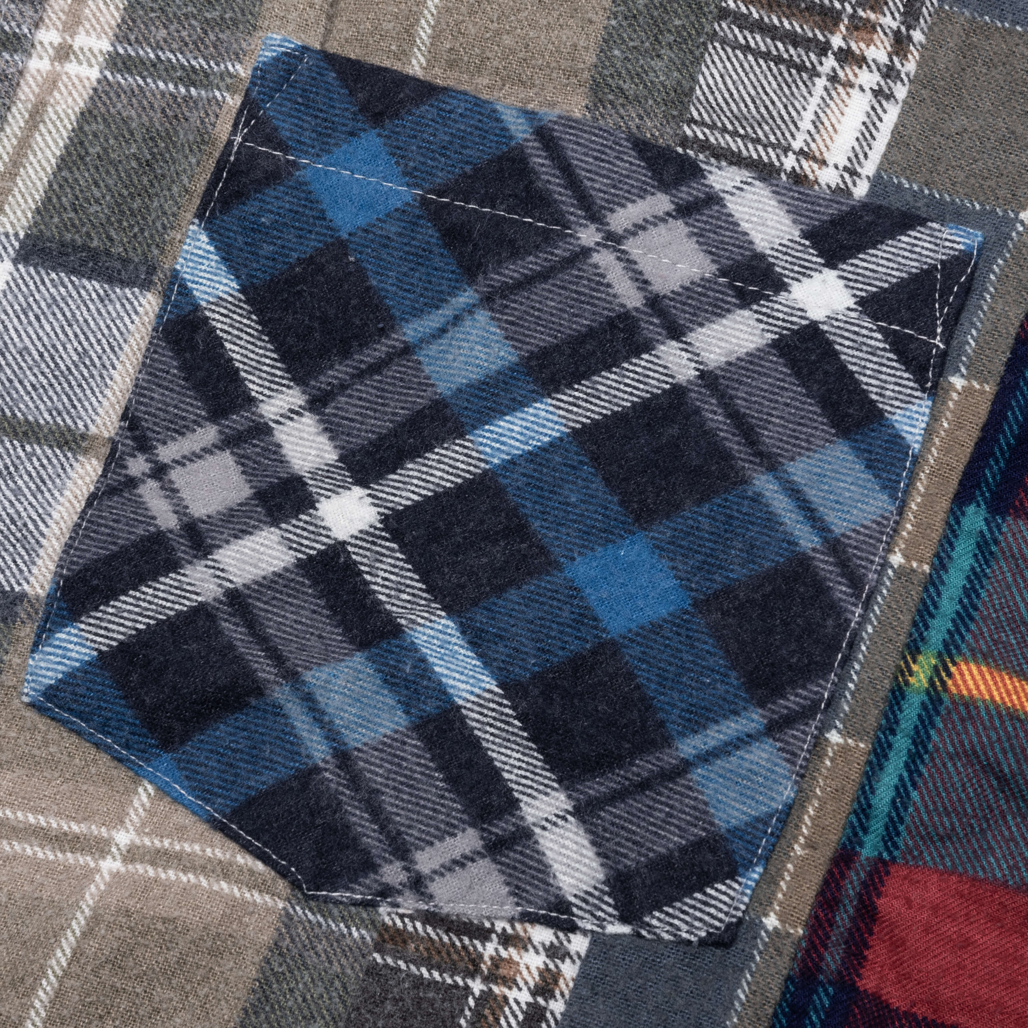 7 Cuts Flannel Shirt - Assorted - Image 4