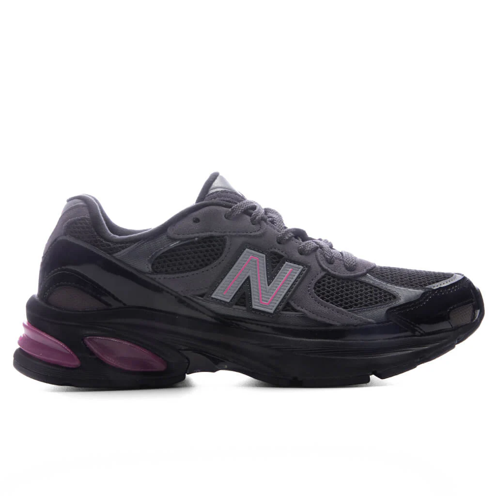 2010 - Black/Pink Heat