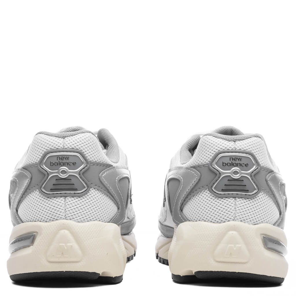 725v1 - White/Metallic Silver/Slate Grey - Image 4