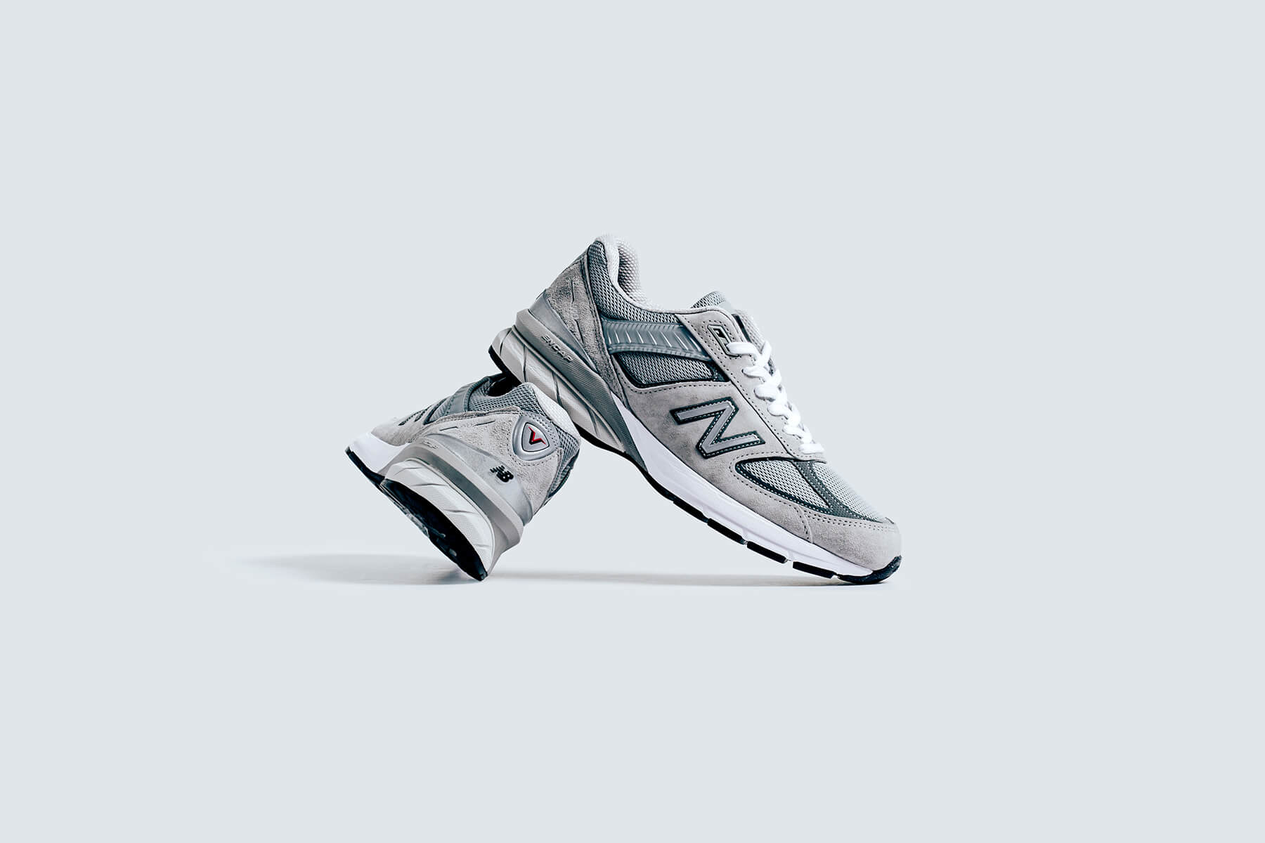 990v5 - Grey/Castlerock - Image 5