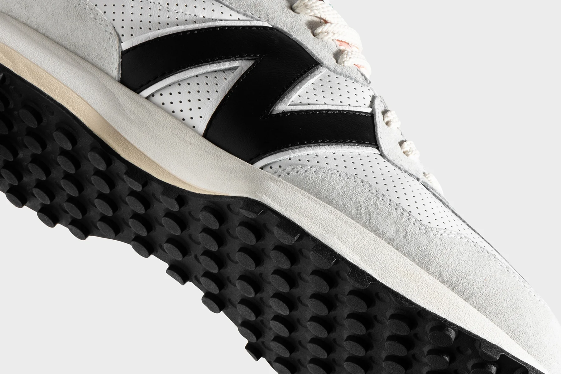 New Balance x Casablanca 327 - Grey/Black - Image 6