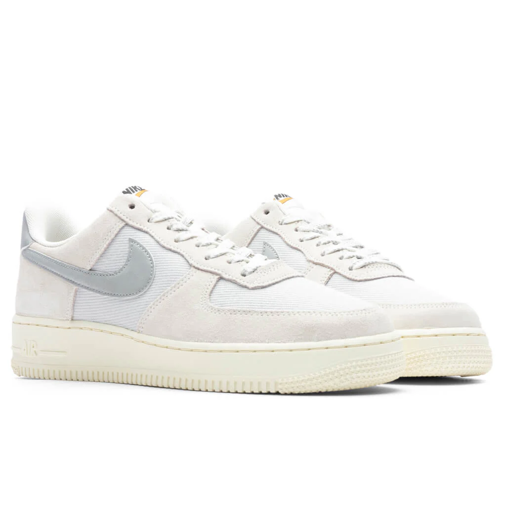 Air Force 1 '07 LV8 - Sail/Light Smoke Grey/Photon Dust - Image 2