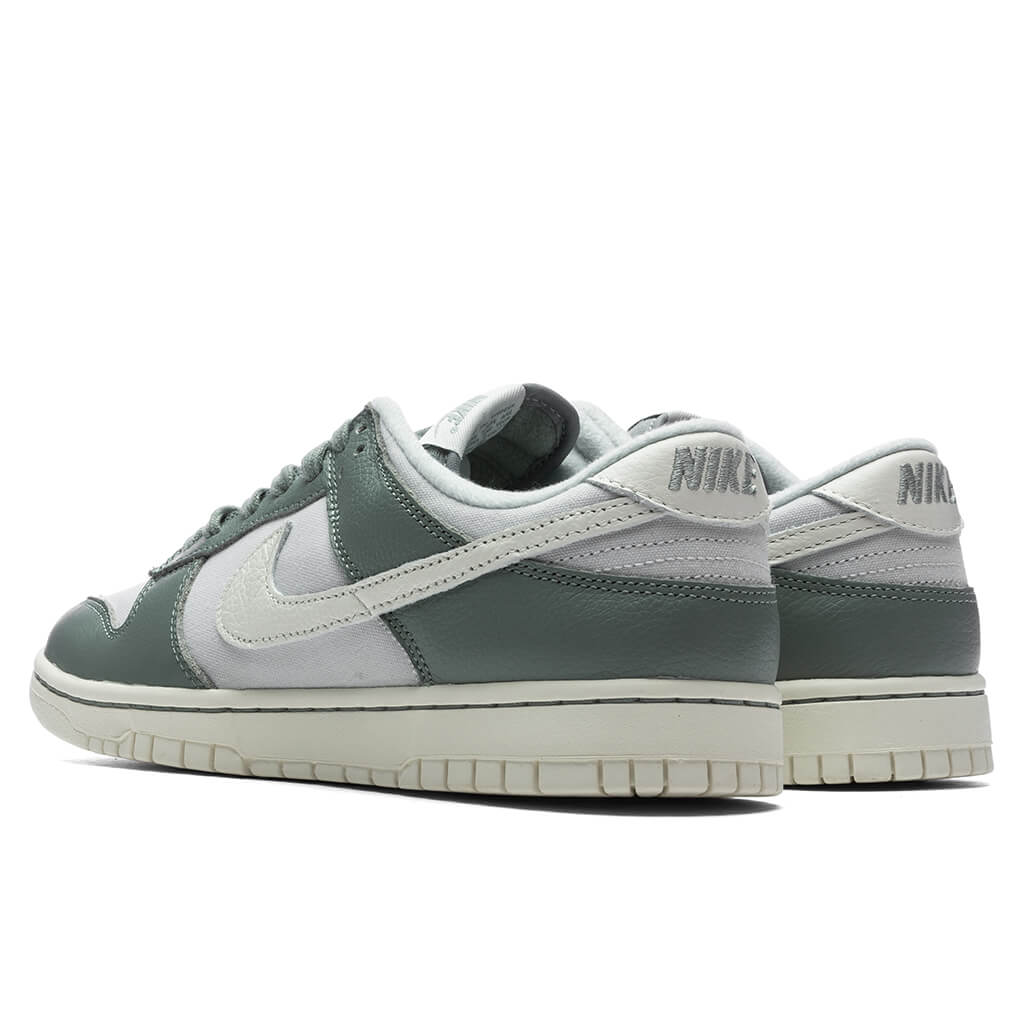 Dunk Low Retro PRM - Mica Green/Sail/Photon Dust - Image 3