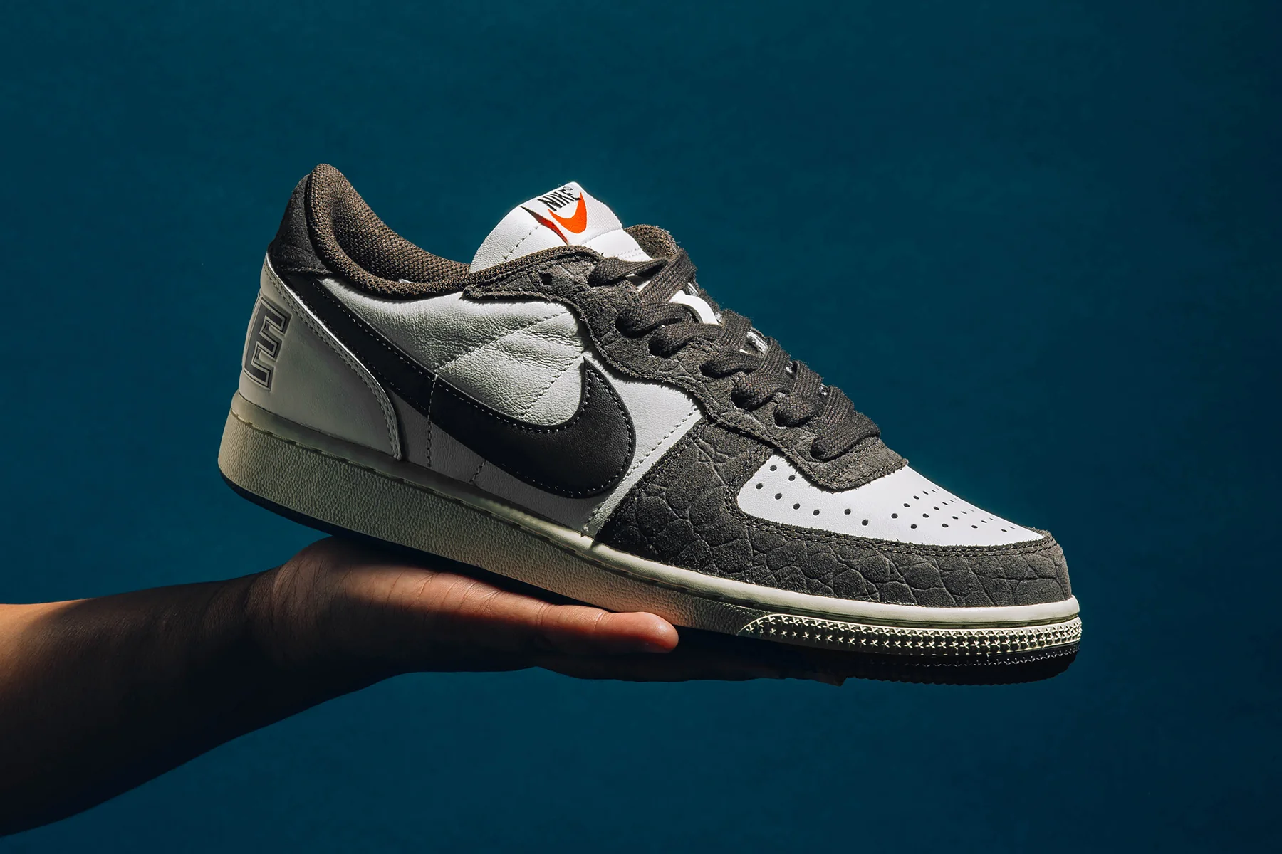 Terminator Low - Velvet Brown/Black Sail/Coconut Milk - Image 2