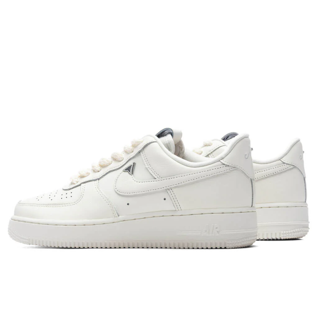 Women's Air Force 1 '07 LV8 - Sail/Metallic Silver - Image 3