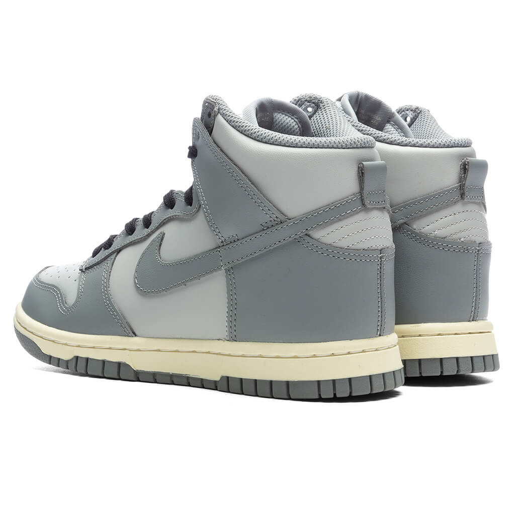 Women's Dunk High - Grey Fog/Particle Grey/Cashmere - Image 3