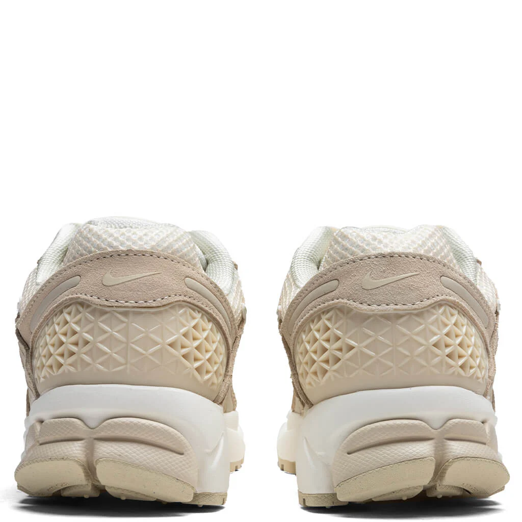 Women's Zoom Vomero 5 Gold - Beach/Sail/Light Khaki/Pale Ivory - Image 4