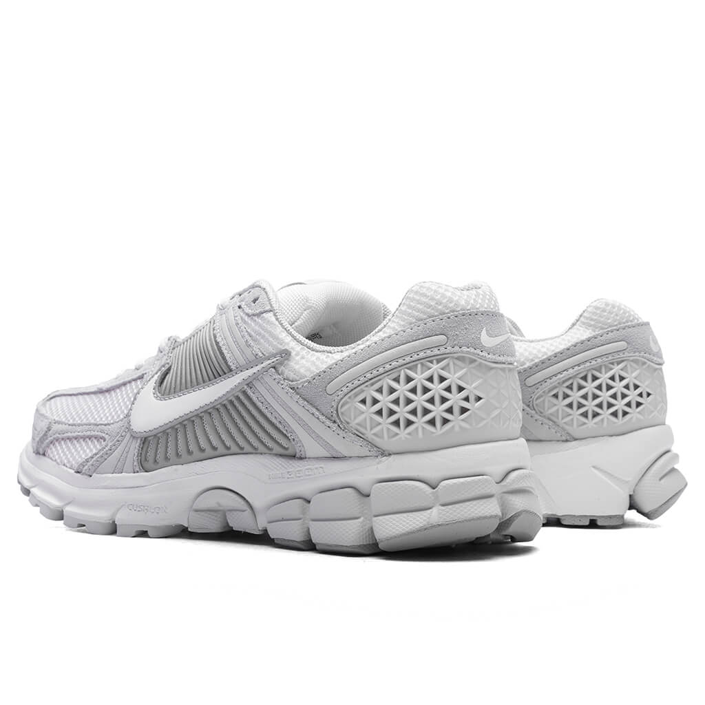 Women's Zoom Vomero 5 - Pure Platinum/Summit White/Platinum Tint - Image 3