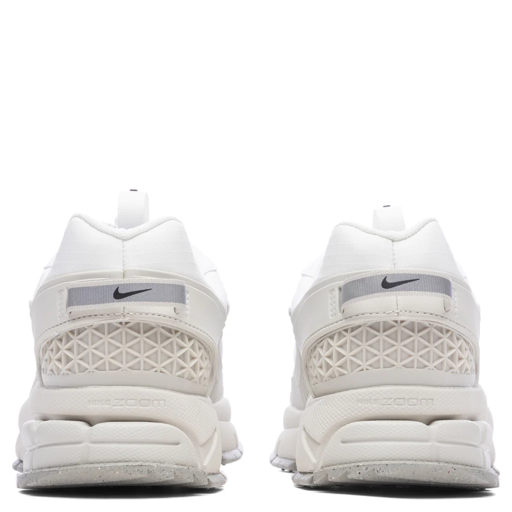 Zoom Vomero Roam - Summit White/Light Bone - Image 4