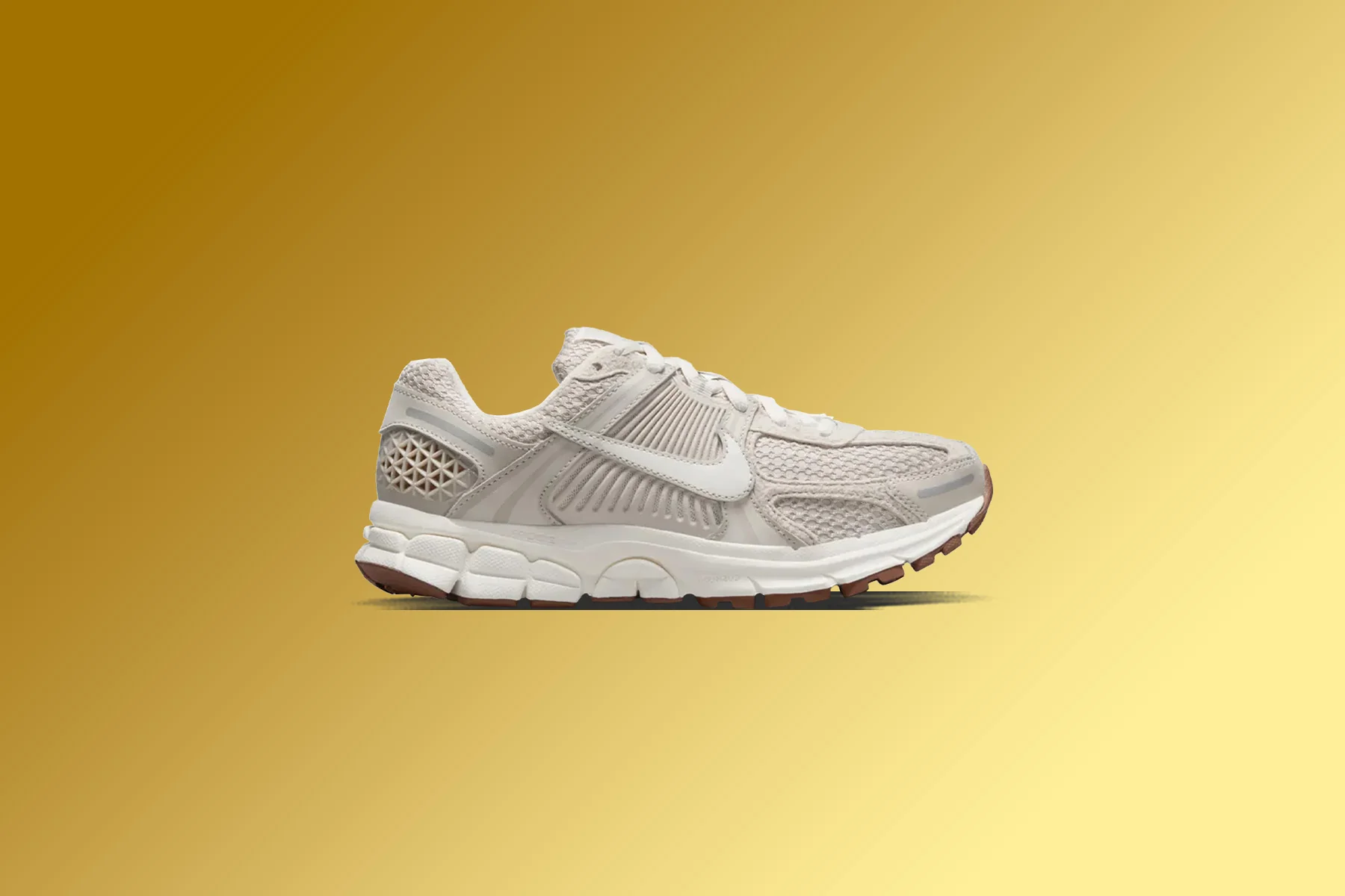 Women's Nike Vomero - Light Orewood Brown/Sail/Metallic Silver - Image 2